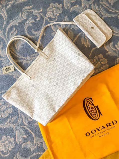 e goyard online shop|cheapest place to buy goyard.